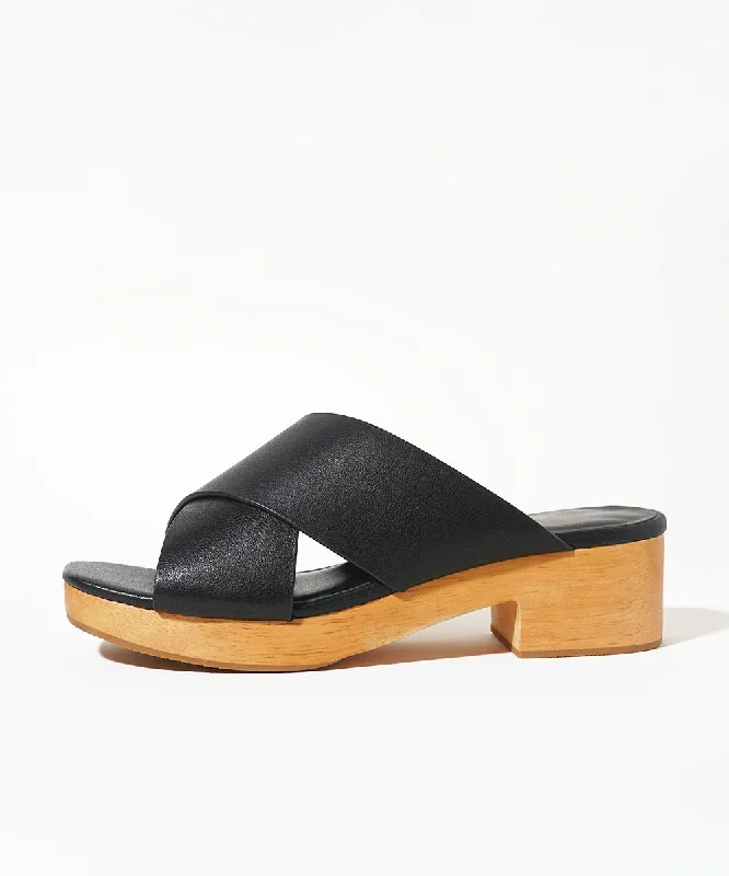 Amos Low Heel Clog Sandal | Black