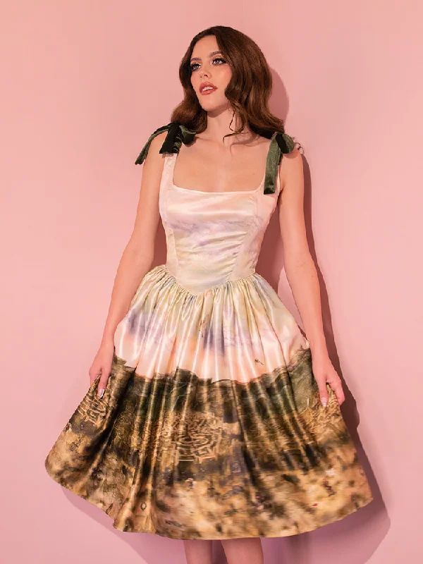 LABYRINTH™ Renaissance Dress in Labyrinth Watercolor Print